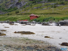 Leknes 19.08.04 - Fjorde Berge Wasserfälle - Fantastische Natur in Norwegen AIDAbella