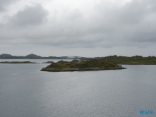 Leknes 19.08.04 - Fjorde Berge Wasserfälle - Fantastische Natur in Norwegen AIDAbella