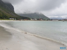 Rambergstranda Leknes 19.08.04 - Fjorde Berge Wasserfälle - Fantastische Natur in Norwegen AIDAbella