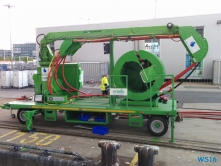 LNG-Hybrid-Barge-Kabelwagen-Hamburg-16.05.14-Kurztour-mit-strahlender-Sonne-ohne-das-Schiff-zu-verlassen-005