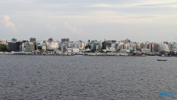 Malé 25.05.14 Begeistert zum ersten Mal in Südostasien AIDAstella 032