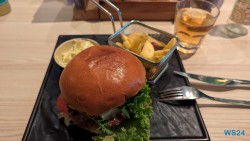 Best Burger @ Sea Mittelmeer 24.09.11 Geburtstage und Krimis virtuell und live im Mittelmeer AIDAcosma 025