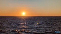 Mittelmeer 24.09.15 Geburtstage und Krimis virtuell und live im Mittelmeer AIDAcosma 007
