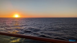 Mittelmeer 24.09.15 Geburtstage und Krimis virtuell und live im Mittelmeer AIDAcosma 009