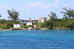 Paradise Island Nassau 18.10.06 - Big Apple, weißer Strand am türkisen Meer, riesiger Sumpf AIDAluna
