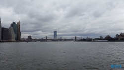 Brooklyn Bridge New York 18.10.13 - Big Apple, weißer Strand am türkisen Meer, riesiger Sumpf AIDAluna