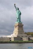 Freiheitsstatue New York 18.10.13 - Big Apple, weißer Strand am türkisen Meer, riesiger Sumpf AIDAluna