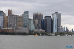 New York 18.10.13 - Big Apple, weißer Strand am türkisen Meer, riesiger Sumpf AIDAluna