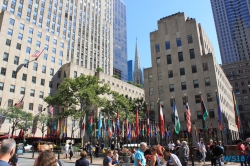 Rockefeller Center New York 18.09.30 - Big Apple, weißer Strand am türkisen Meer, riesiger Sumpf AIDAluna