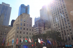 Rockefeller Center New York 18.09.30 - Big Apple, weißer Strand am türkisen Meer, riesiger Sumpf AIDAluna