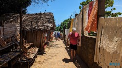 Ampangorinana Nosy Komba Andoany Nosy Be 23.11.24 Katamarane und Traumstrände auf Mauritius Seychellen Madagaskar AIDAblu 014