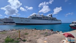 Freewinds Oranjestad 25.12.06 Baden und Schnorcheln im kristallklaren Meer AIDAperla 003