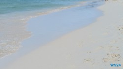 Eagle Beach Oranjestad 24.11.23 Zu Fuß mit Taxi Fähre Boot Bus zu karibischen Stränden AIDAperla 011