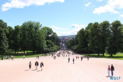 Schloss Oslo 17.06.24 - Kurztour von Kiel nach Oslo AIDAbella