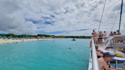 Mullet Bay Beach Philipsburg 22.10.31 Wundervolle Straende tuerkises Meer und Regenzeit in der Karibik AIDAperla 037