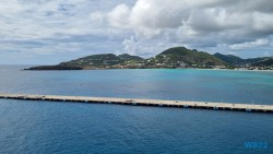 Philipsburg 22.10.31 Wundervolle Straende tuerkises Meer und Regenzeit in der Karibik AIDAperla 050