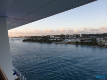 Pointe-à-Pitre Guadeloupe 19.04.14 - Strände der Karibik über den Atlantik AIDAperla