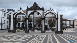 Portas da Cidade Ponta Delgada 24.03.05 Traumhafte Strände und Wale in Mittelamerika und Karibik AIDAluna 025