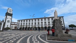Praça de Gonçalo Velho Ponta Delgada 24.03.06 Traumhafte Strände und Wale in Mittelamerika und Karibik AIDAluna 039
