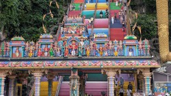 Batu Höhlen Port Klang 25.05.07 Begeistert zum ersten Mal in Südostasien AIDAstella 047