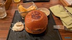 Best Burger @ Sea Port Louis 26.02.17 Südafrika zwischen Faszination und Kriminalität AIDAstella 020