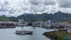 Port Louis 23.11.29 Katamarane und Traumstrände auf Mauritius Seychellen Madagaskar AIDAblu 005