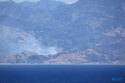 Blick auf Sizilien Reggio Calabria 17.07.14 - Italien, Spanien und tolle Mittelmeerinseln AIDAstella