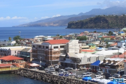 Roseau Dominica 19.04.13 - Strände der Karibik über den Atlantik AIDAperla