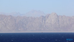 Rotes Meer 23.04.25 Von Arabien durch den Suezkanal zu Mittelmeerinseln AIDAcosma 012