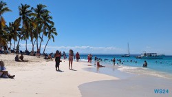 Cayo Levantado Samaná 24.02.25 Traumhafte Strände und Wale in Mittelamerika und Karibik AIDAluna 053