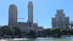 Estatua de soldado de bronce con espada a dos manos Santa Cruz De Tenerife 25.02.12 Nach 10 Jahren wieder Kanaren um dem Winter zu entfliehen AIDAcosma 009