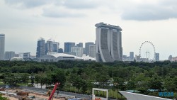 Singapur 25.05.05 Begeistert zum ersten Mal in Südostasien AIDAstella 008