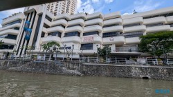 Singapur 25.05.06 Begeistert zum ersten Mal in Südostasien AIDAstella 066