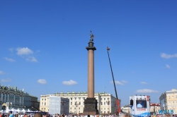 Alexandersäule St. Petersburg 18.07.29 - Eindrucksvolle Städtetour durch die Ostsee AIDAdiva