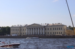 St. Petersburg 18.07.29 - Eindrucksvolle Städtetour durch die Ostsee AIDAdiva