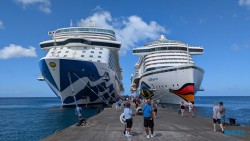 St. George's 25.12.10 Baden und Schnorcheln im kristallklaren Meer AIDAperla 001