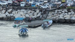 St. George's 25.12.10 Baden und Schnorcheln im kristallklaren Meer AIDAperla 022