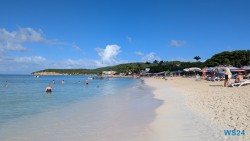 Dickenson Bay St. John's 24.12.02 Zu Fuß mit Taxi Fähre Boot Bus zu karibischen Stränden AIDAperla 017