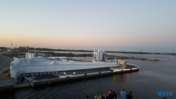 Flutwehr Petersburger Damm Kronstadt St. Petersburg 18.07.30 - Eindrucksvolle Städtetour durch die Ostsee AIDAdiva - Foto Heike Erger