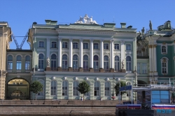Winterpalais St. Petersburg 18.07.30 - Eindrucksvolle Städtetour durch die Ostsee AIDAdiva