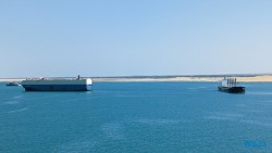Bitterseen Suezkanal 23.04.26 Von Arabien durch den Suezkanal zu Mittelmeerinseln AIDAcosma 020