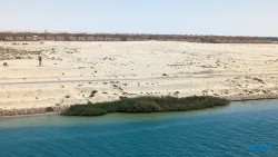 New Ismailia Suezkanal 23.04.26 Von Arabien durch den Suezkanal zu Mittelmeerinseln AIDAcosma 057