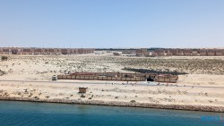 New Ismailia Suezkanal 23.04.26 Von Arabien durch den Suezkanal zu Mittelmeerinseln AIDAcosma 058