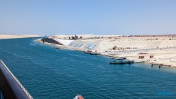 New Ismailia Suezkanal 23.04.26 Von Arabien durch den Suezkanal zu Mittelmeerinseln AIDAcosma 064
