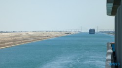 Suezkanal 23.04.26 Von Arabien durch den Suezkanal zu Mittelmeerinseln AIDAcosma 085