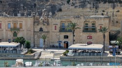 Waterfront Valletta 23.07.15 Neue Abenteuer auf eigene Faust im Mittelmeer AIDAstella 028