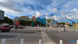 Willemstad 24.11.24 Zu Fuß mit Taxi Fähre Boot Bus zu karibischen Stränden AIDAperla 031
