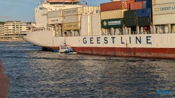 Willemstad 24.11.24 Zu Fuß mit Taxi Fähre Boot Bus zu karibischen Stränden AIDAperla 034