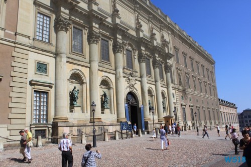 Kungliga slottet Stockholm 18.07.27 – Eindrucksvolle Städtetour durch die Ostsee AIDAdiva 019 Kungliga slottet Stockholm 18.07.27 - Eindrucksvolle Städtetour durch die Ostsee AIDAdiva