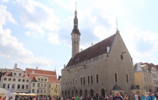 Rathaus Tallinn 18.07.31 - Eindrucksvolle Städtetour durch die Ostsee AIDAdiva